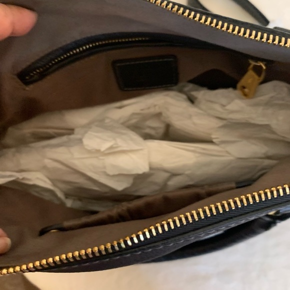 CHLOE Marcie Medium Black Textured Leader Shoulder Bag - Picture 5 of 16